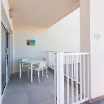 Casa Marina קוסטה טגוויסה